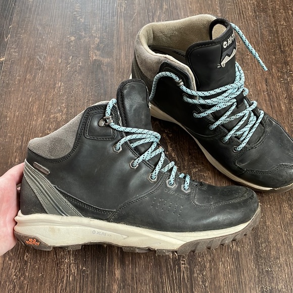 High/tec hiking boots - Picture 2 of 4